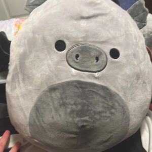 Prital the bat squishmellow